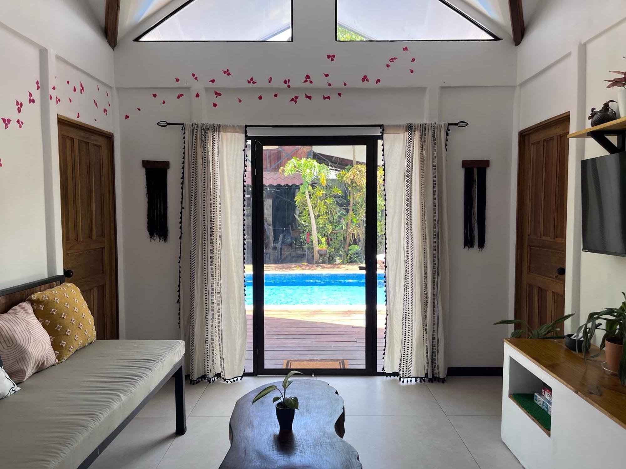 ホテル Mecca Puerto Viejo de Talamanca エクステリア 写真